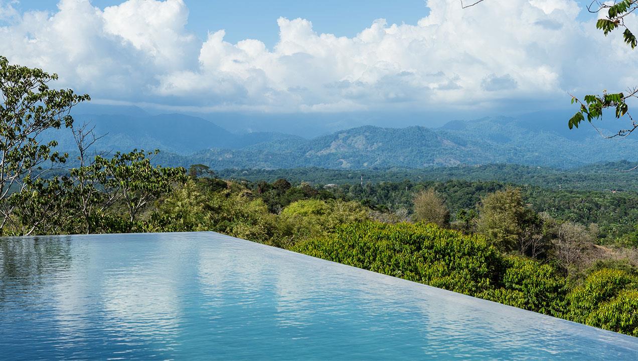 Costa Rica Professional Real Estate slide 04