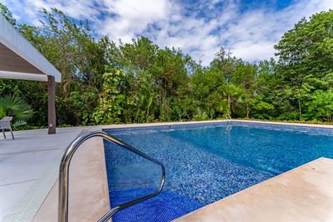 Quetzal A5: Exclusive Condo for Sale in Tulum Country Club