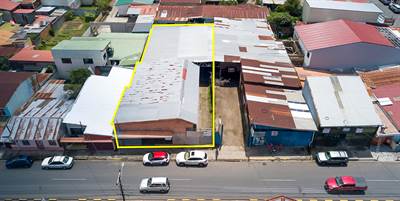 Central property in front of high traffic mixed use, Cartago