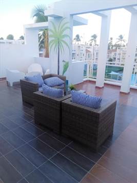 Private Rooftop terrace- All new furniture