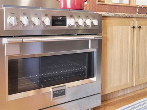 Gas oven - high end appliances