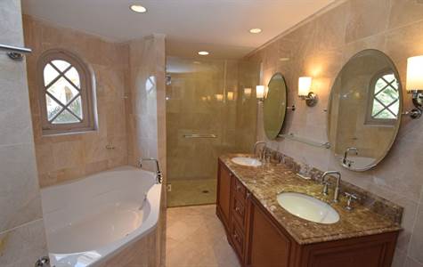 Barbados Luxury Elegant Properties Realty - Principal Bathroom
