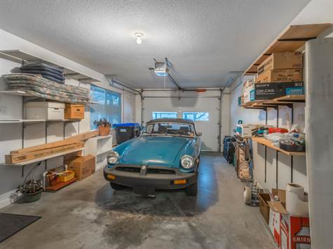 Extra large single garage