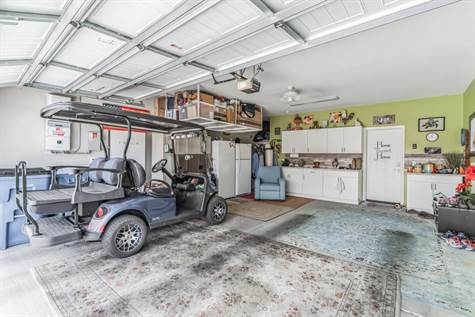Extended Garage w/cabs & work counter