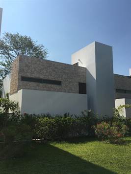 HOUSE for sale in PLAYACAR - Large garden house VIEW