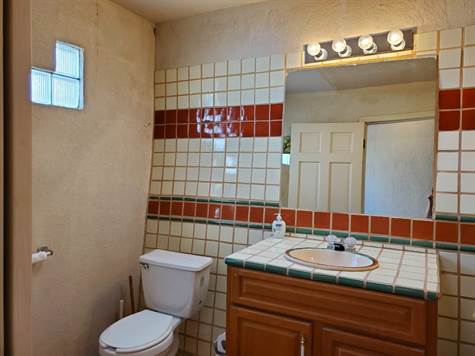 Cholla Bay Guest House Bathroom
