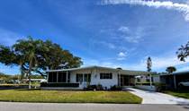 Homes for Sale in Camelot Lakes MHC, Sarasota, Florida $160,000