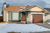 Homes for Sale in Cedarbrae, Calgary, Alberta $539,000
