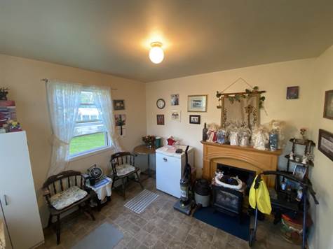 Move-in One-bedroom Home  in Liverpool Area