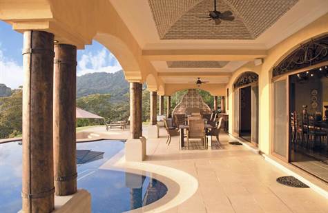 Dominical Real Estate - Luxury Home