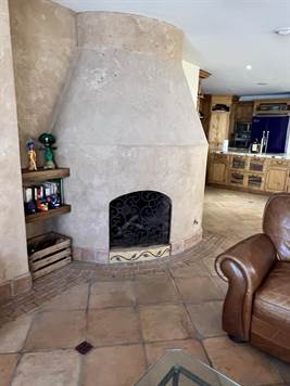 Livingroom fireplace