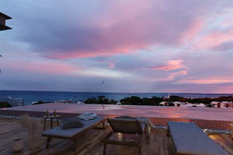 APARTMENT FOR SALE IN COZUMEL ROOFTOP POOL 2