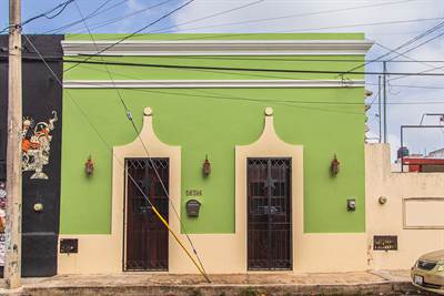 Fabulous Colonial Home W/ Solar Panels in San Sebastian