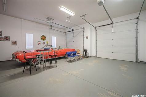 28x28 attached garage