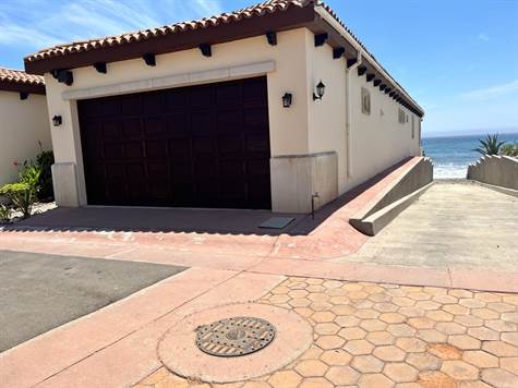 Garage and beach access