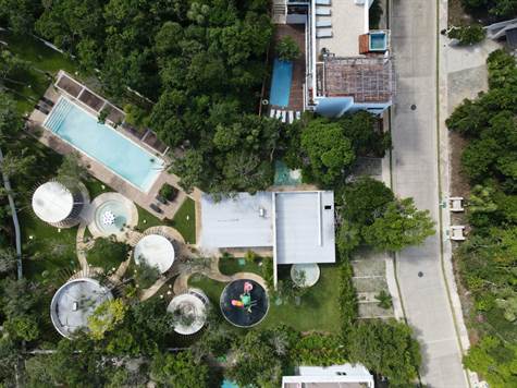2 bedroom villa for sale in Bahia Principe