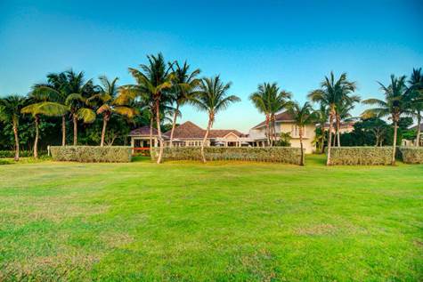 For Sale Villa 5BR in Tortuga Punta Cana Resort 34