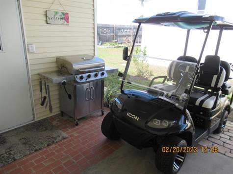 GOLF CART AND GRILL