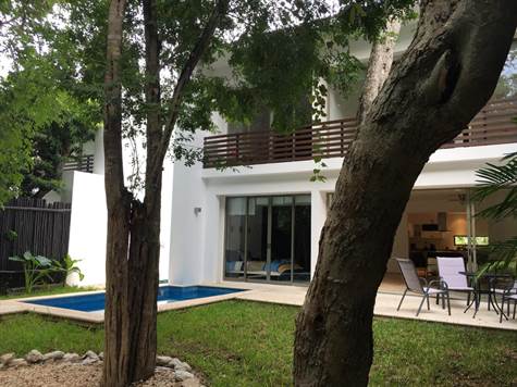 HOUSE for sale in PLAYACAR - Large garden house TREE