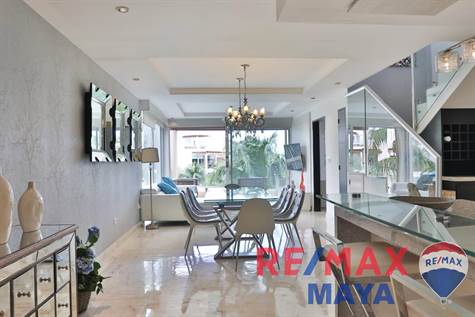 Oceanview 3 bedroom penthouse for sale