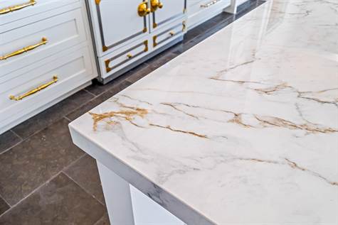 Porcelain Slab Counters (5x stronger than Quartz and doesn't stain)