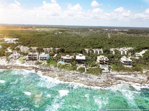 SPACIOUS Penthouse Condo for sale in AKUMAL RESIDENCE VIEW