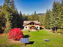 Homes for Sale in Slocan, British Columbia $899,999