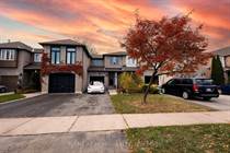 Homes for Sale in Westmount, Oakville, Ontario $987,000