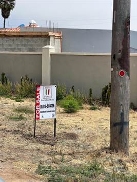 Vacant land nearby