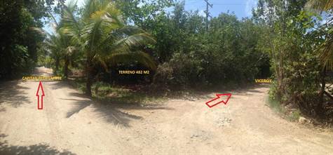 LAND FOR SALE WITH ACCESS TO THE BEACH entrance