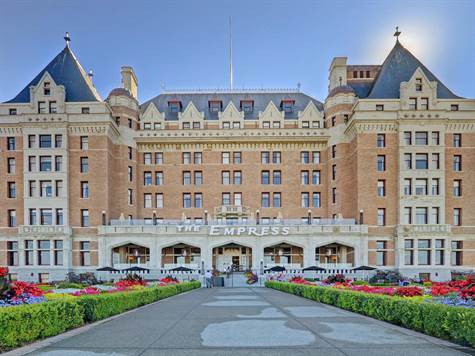 THE FAMOUS EMPRESS HOTEL 