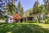 Homes for Sale in Sunnybrae, British Columbia $833,000