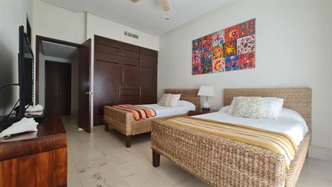 Okol Paraiso 3 bedroom beachfront penthouse for sale