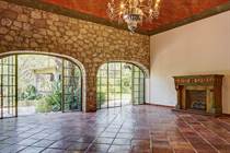 Homes for Sale in Candelaria, San Miguel de Allende, Guanajuato $975,000