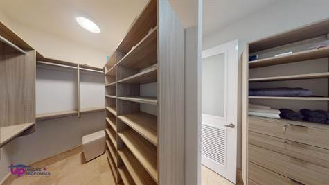 Extended, Taylored, walking closet