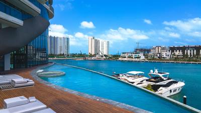 3-bedroom condo with ocean and marina views, with amenities: infinity pool, spa, gym, lounge area, Suite DCA201-11, Puerto Cancun, Quintana Roo
