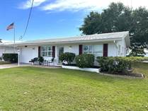 Homes for Sale in Mainlands of Tamarac, Pinellas Park, Florida $248,500