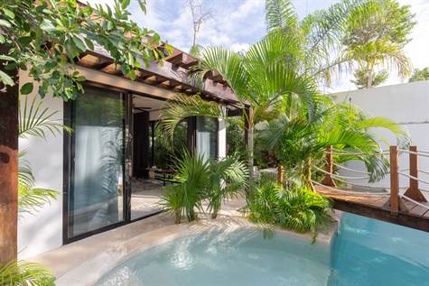 "Villa Oasis" Top-Rental 2BR Home for Sale in La Veleta