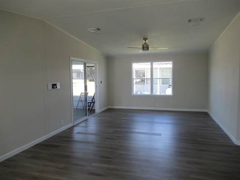Living room / Open floor plan