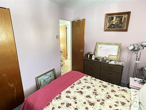 2-3 Bedroom Split-Entry in Caledonia