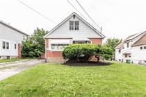 Homes for Sale in Hamilton, Ontario $849,999