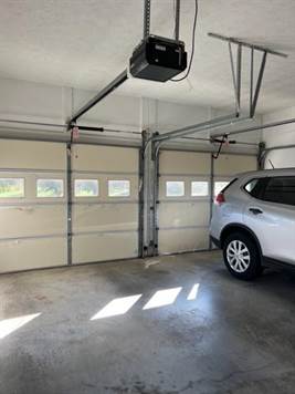 Attached 2 car garage