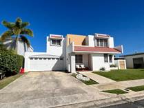 Homes Sold in Villa de La Playa, Vega Baja, Puerto Rico $335,000