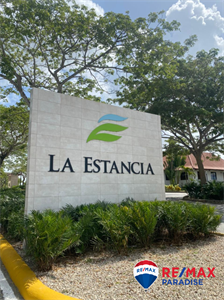 Lots for sale in La Estancia Golf Resort