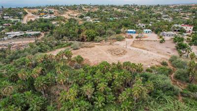 PRICED TO SELL!! ALMOST 0.6 ACRE LOT BEAUTIFULLY LOCATED JUST A FEW MIN. FROM THE BEACH, PACIFIC S