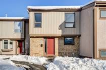 Condos Sold in Pineview Park, Ottawa, Ontario $450,000