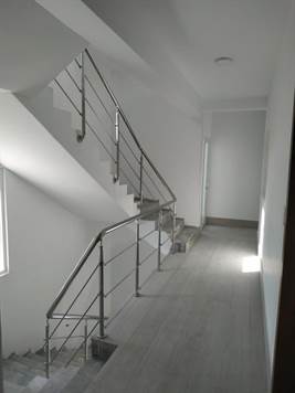 Building common area staircase