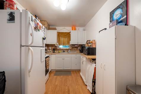 apartment 2 kitchen