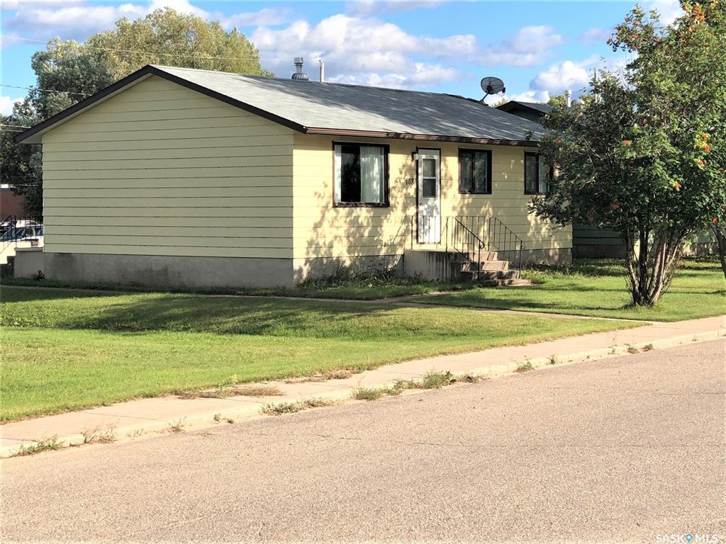 108 Prince STREET, Hudson Bay, Saskatchewan, For Sale by Ruby Moshenko