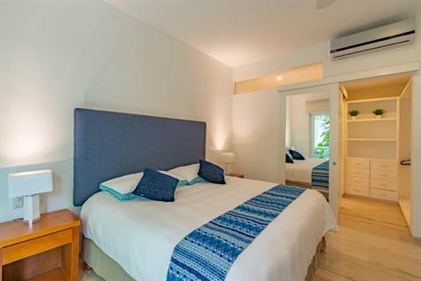 Playa del Carmen Real Estate: Exclusive 2 Bedroom Condo for Sale